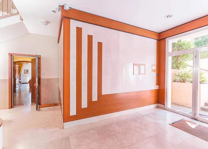 Ur-nest Tullio Levi Civita Apartamento *