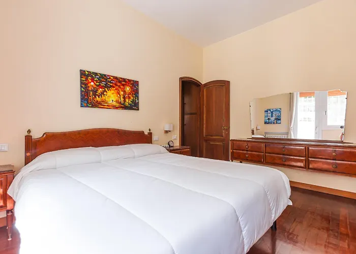 Ur-nest Tullio Levi Civita *