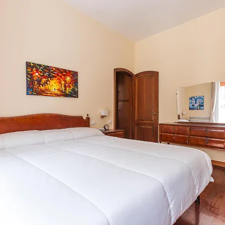 Ur-nest Tullio Levi Civita *