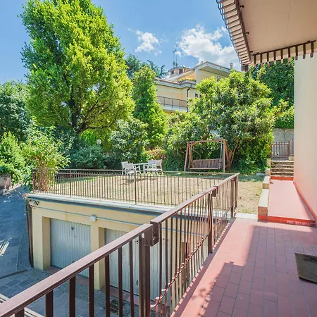 Ur-nest Tullio Levi Civita 公寓 *