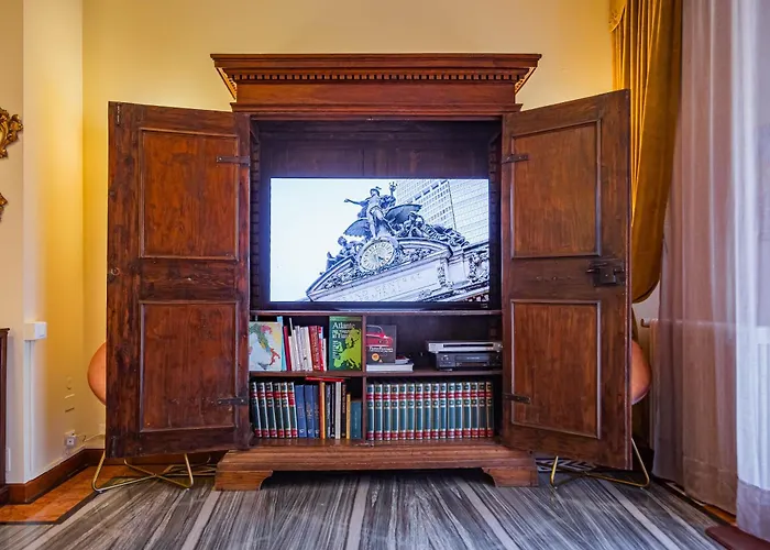 Ur-nest Tullio Levi Civita דירה בולוניה